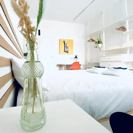 Apartment M4 White Monolocale Moderno E Funzionale