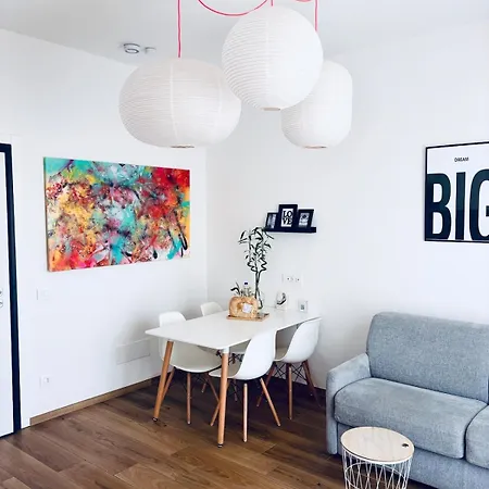 Apartment M4 White Monolocale Moderno E Funzionale *