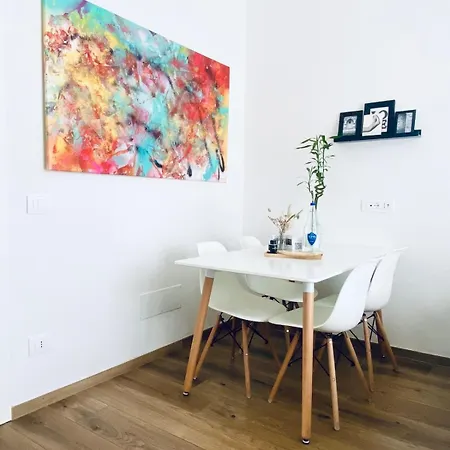 Apartment M4 White Monolocale Moderno E Funzionale Scandicci