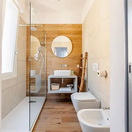 M4 White Monolocale Moderno, Curato E Confortevole アパート